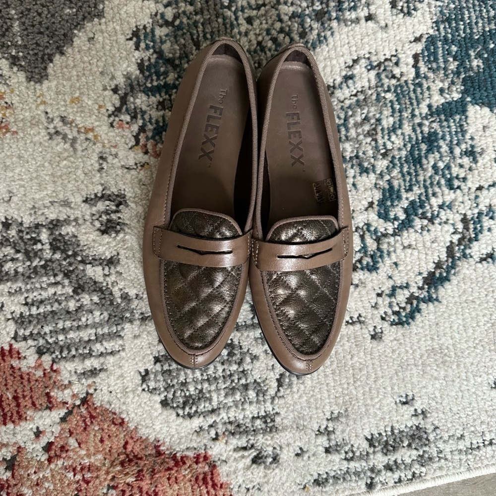 The FLEXX Women's Bronzo/Desert Shadow/Cashmere Risolution size 9 like new - Picture 13 of 16